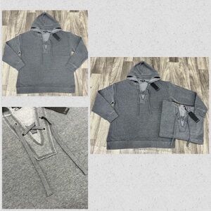 21 MAIN NWT SOFT GRAY PULL ON HOODIE
